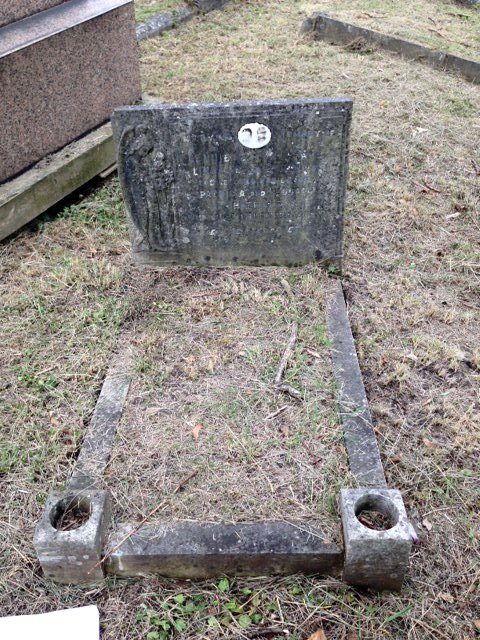 CHATFIELD Leonard George 1949-1953 grave.jpg